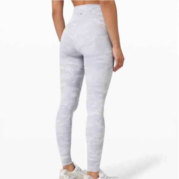 Lululemon 28" White Camo Leggings - Picture 1 of 3